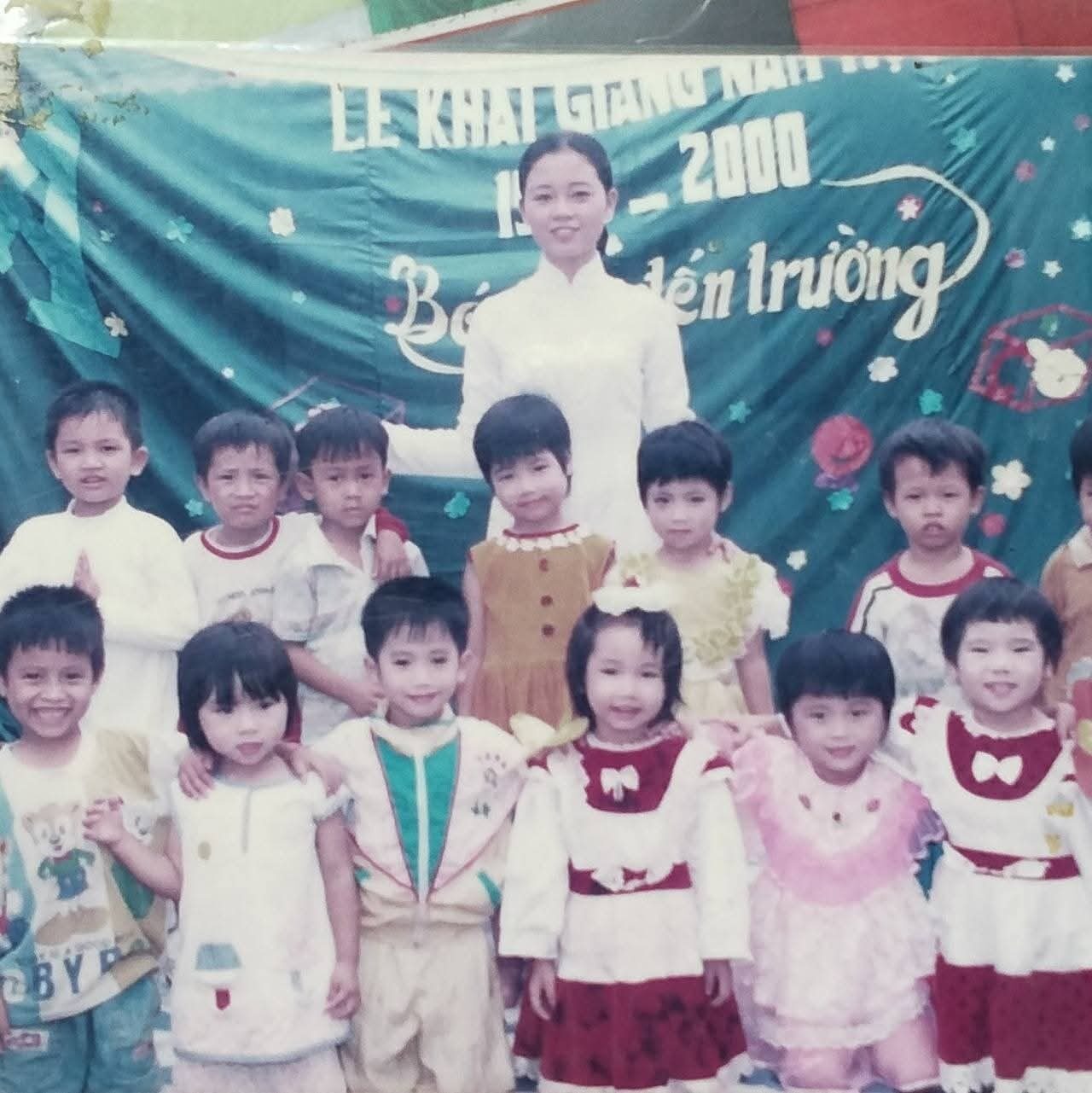 Lễ khai giảng năm học đầu tiên 1999-2000